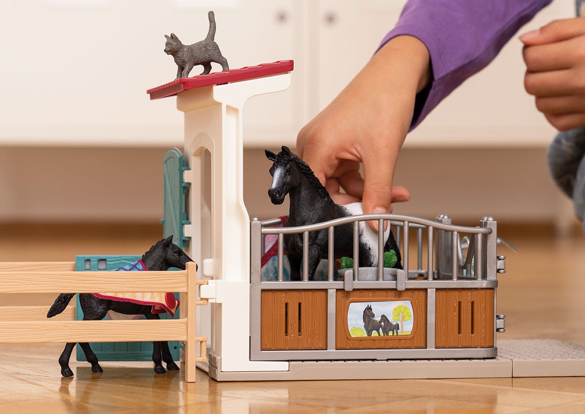 Box para caballos con yegua y potro